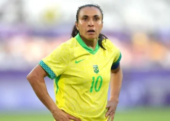 futebol, de mulheres;